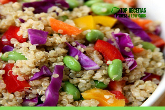 Salada Asiática com Quinoa Fitness