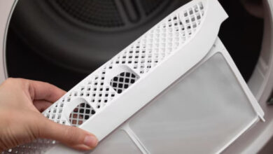 Limpeza de filtro de fiapos de secadora de roupas para melhor performance